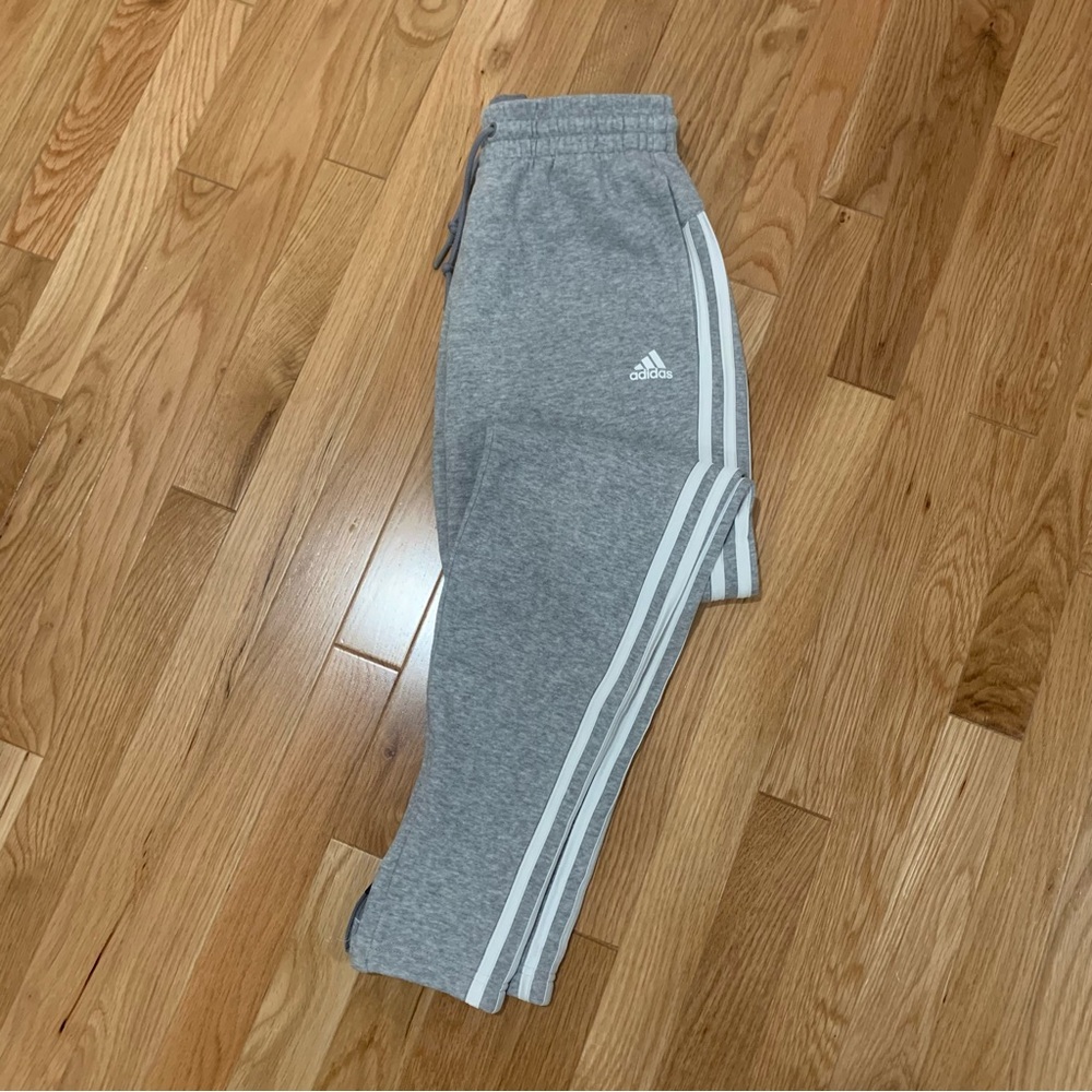 Womens adidas sweatpants.